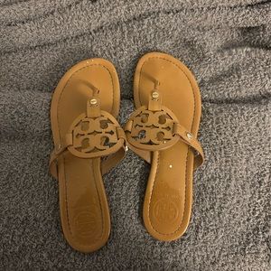 Tory Burch Patent Leather Tan Miller Sandals Size 7
